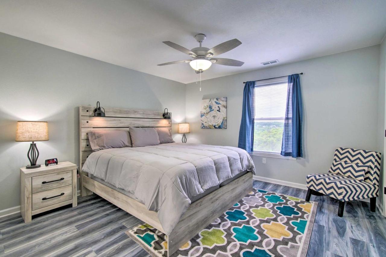Cozy Branson Condo With Balcony And Mountain Views エクステリア 写真