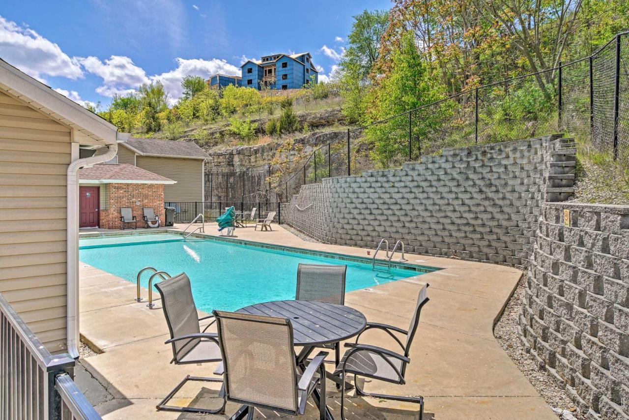 Cozy Branson Condo With Balcony And Mountain Views エクステリア 写真